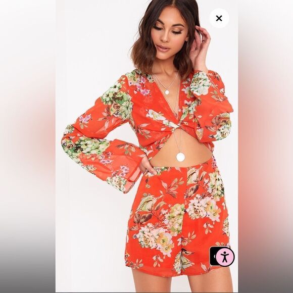 PrettyLittleThing Jaiden orange flower print bell sleeve romper size 12 - Picture 2 of 8